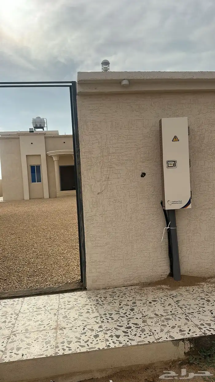 للبيع دور شغل شخصي بحوش كبير وضيافه خارجيه نجران في الخرعاء 2