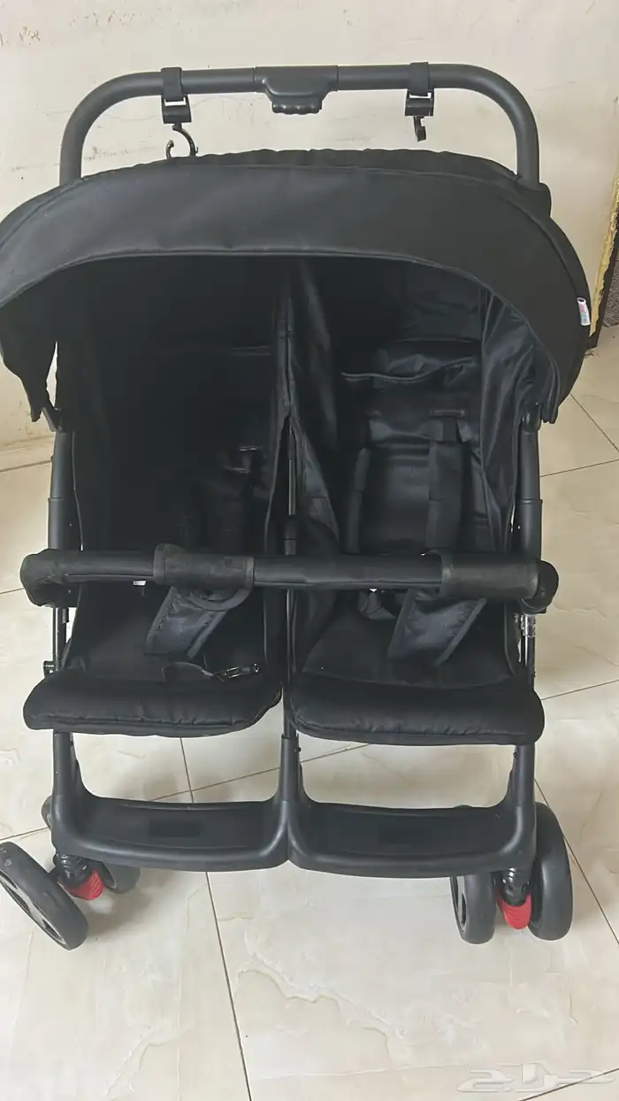عربية اطفال توام 0