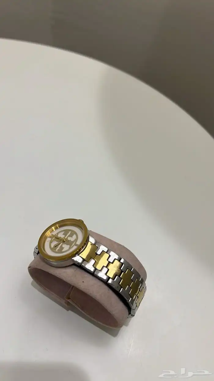 الساعه الاولى سعر ااشراء 6000 ريال الماس - سعر البيع 2000 5