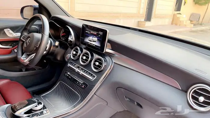 مرسيدس GLC250 AMG كوبيه نظيف جدا 26