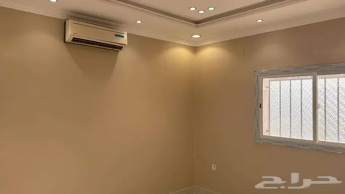 دور ارضي للايجار مدخل مستقل 10