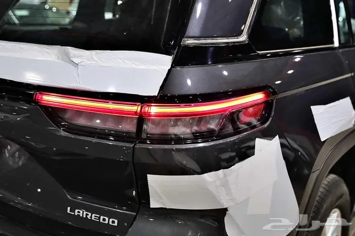 جيب جراند شيروكي لاريدو 2025 الخضر للسيارات 8