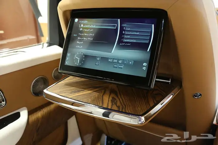 فخامة رولز رويس كولينان 2023 من مجموعة صالح للسيارات 13