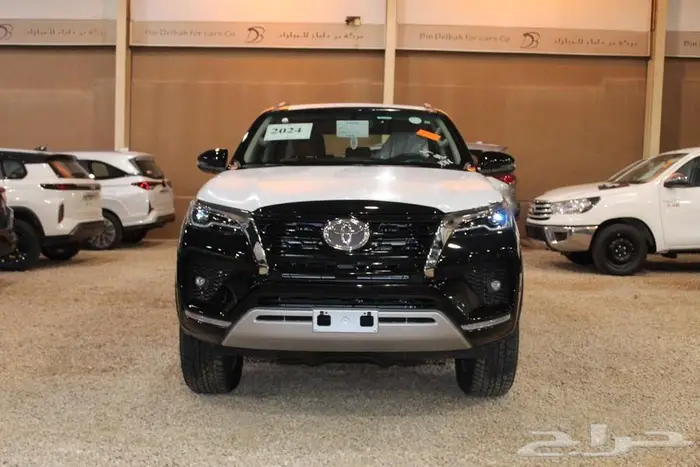 تويوتا فوتشنر 2.8 VX2 ديزل اتوماتيك دبل 2024 0