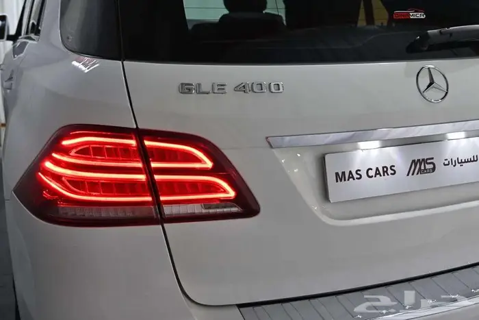 مرسيدس GLE400 2018 سعودي 8