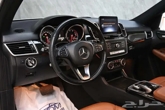 مرسيدس GLE400 2018 سعودي 14