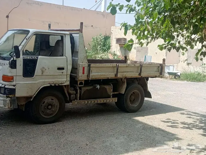 قلاب دايهاتسو ديزل للبيع موديل 2005 ما مفحوص استماره باقي 3ش 0