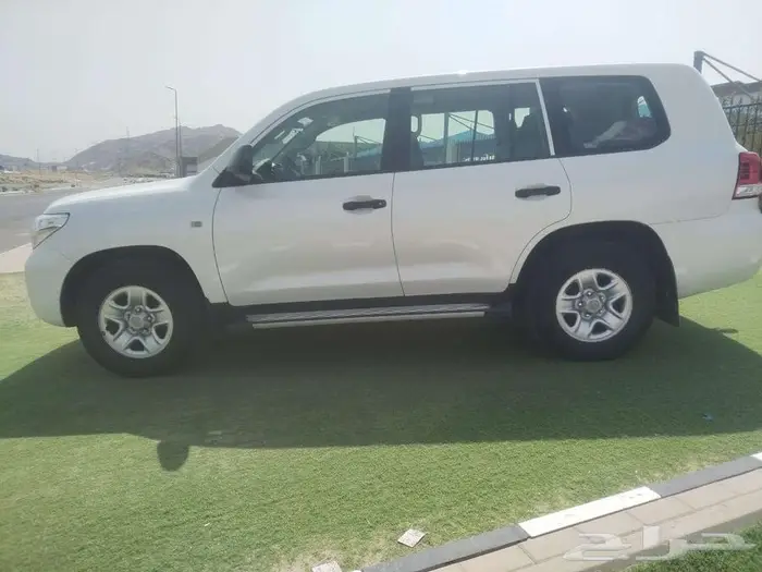 جيب لاندكروزر 2010 G 1
