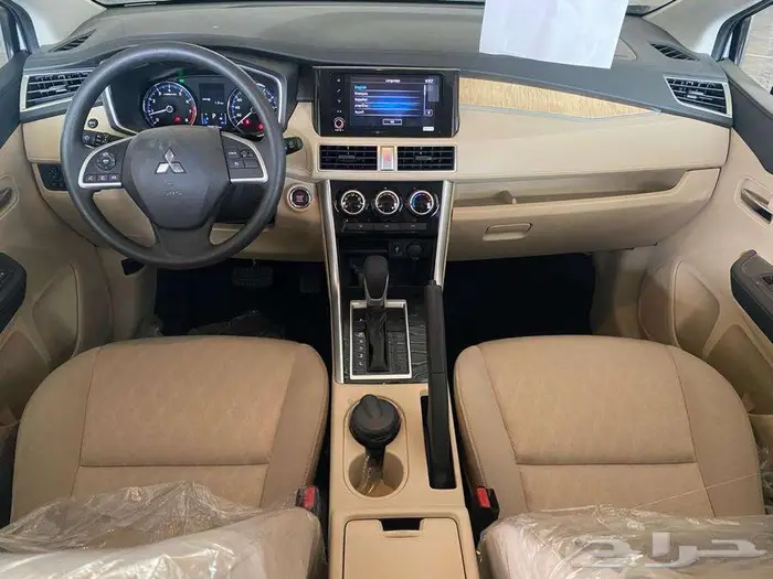 متيسوبيشى اكسباندر هاى لاين جنوط شاشه كاميرا 2025 6