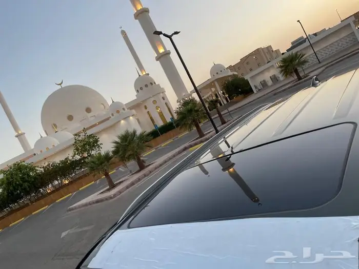 لكزس LX600 اف سبورت بريمي 8