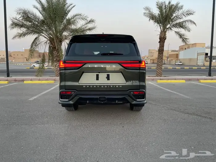 لكزس LX600 اف سبورت بريمي 4