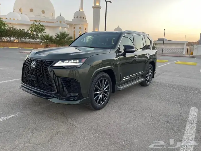 لكزس LX600 اف سبورت بريمي 7