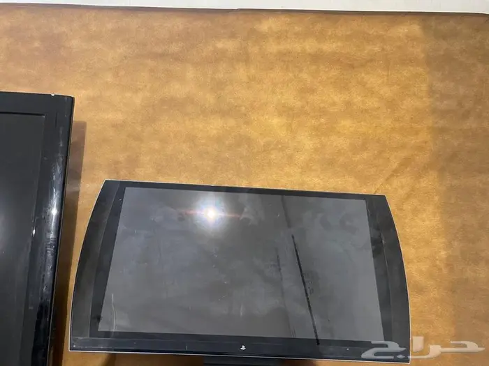 شاشة بلازما 55 بوصة LG وشاشة بلايستيشن 3D 5