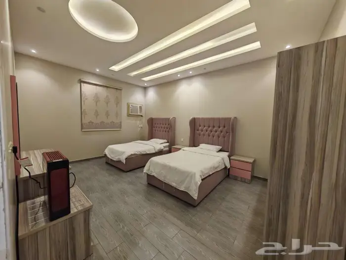 استراحة هابي نايت قسمين كبيره ومسبح كبير بسخان وملعب طايره 12