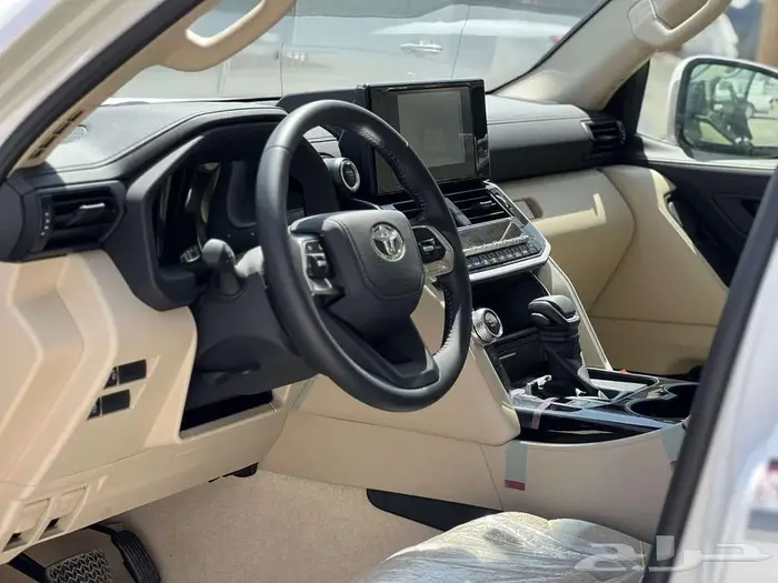 تويوتا GXR هدد 2025- بريمي 9