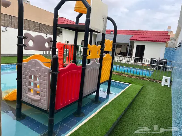 استراحة للإيجار السنوي في حي البشائر 18