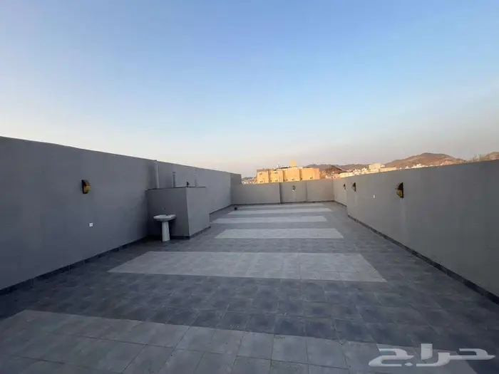 فيلا للبيع في ولي العهد2 11