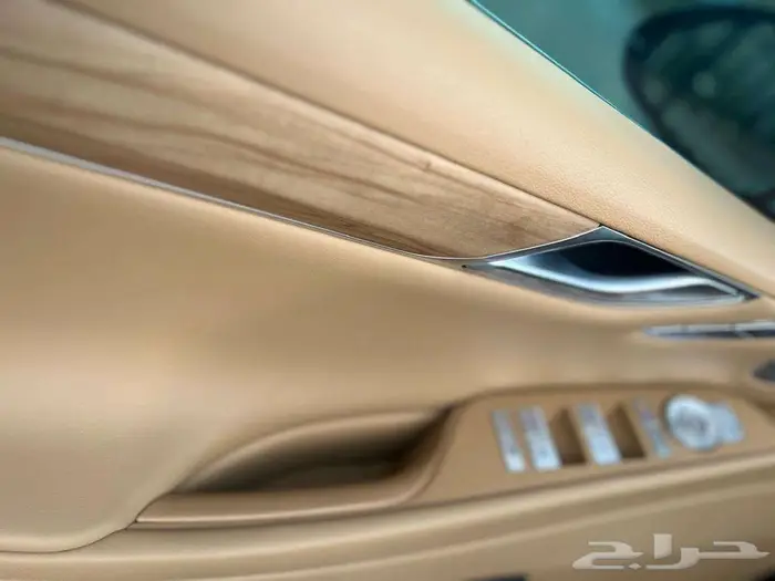 جنسس رويال 2025 G80 ( بحالة الوكالة ) 23
