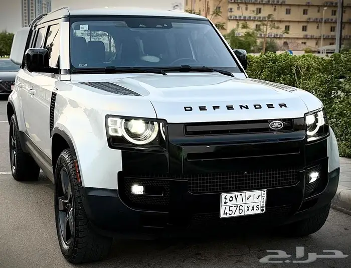 ديفنيدر HSE مقاس 110 2020 7 ركاب فل كامل 16
