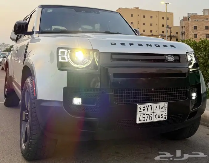 ديفنيدر HSE مقاس 110 2020 7 ركاب فل كامل 0