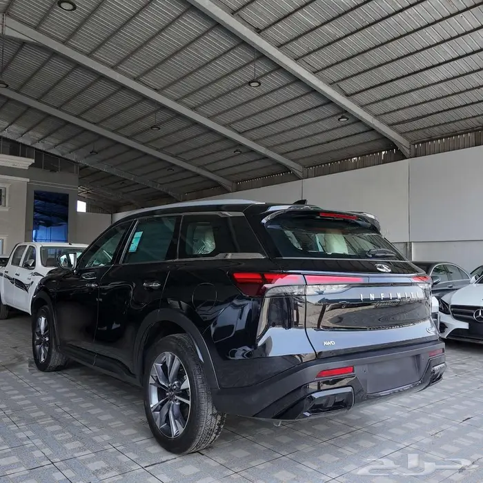 انفنتيQx60 8