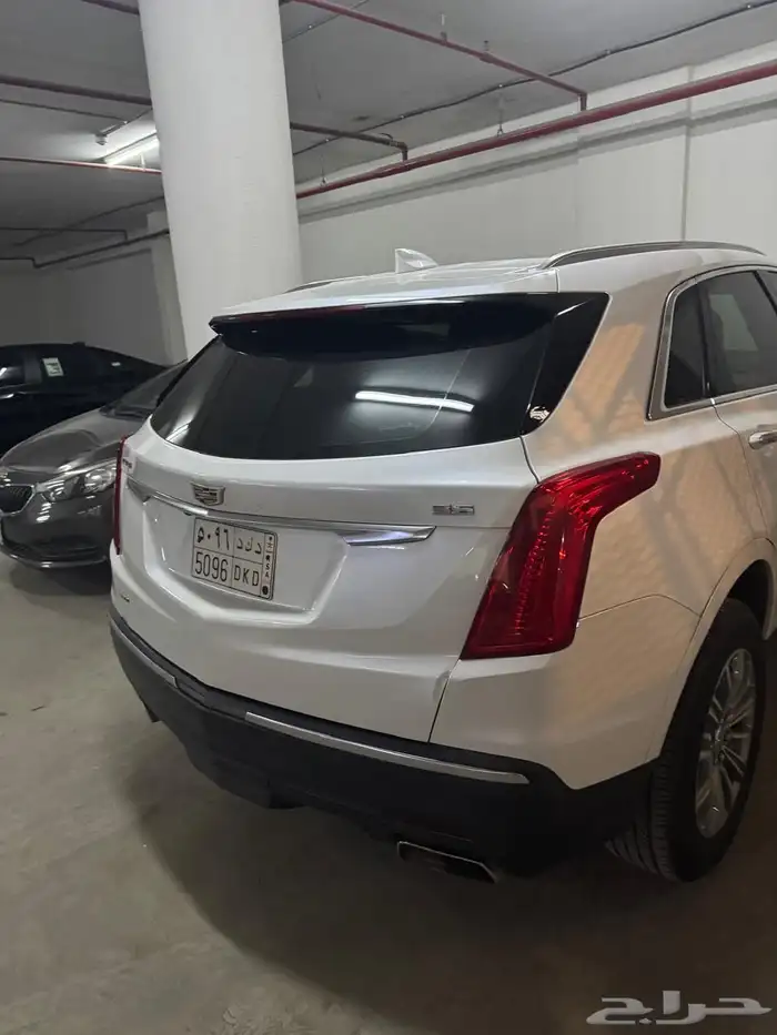 كاديلاك xt5 2017 فل كامل للبيع 2