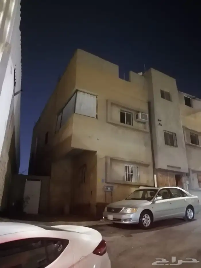عماره سكنيه مساحه 322 م 3