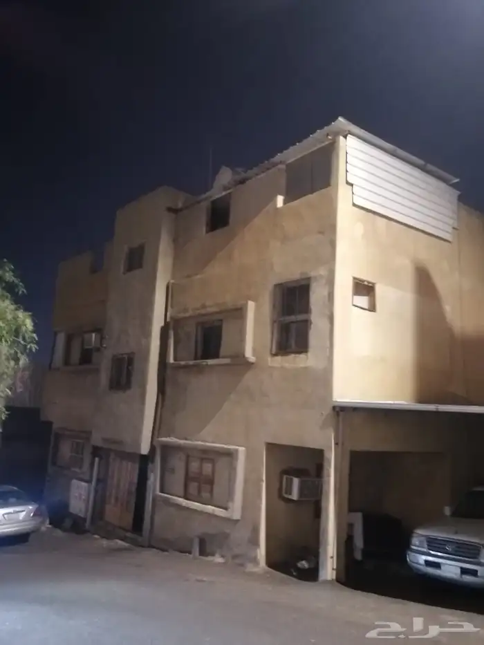 عماره سكنيه مساحه 322 م 1