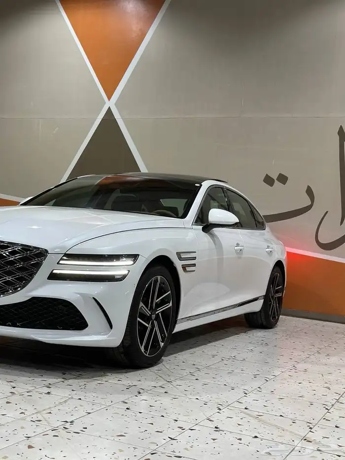 جنيسس G80 2025 بلاتينيوم . رصد الفخامة 5