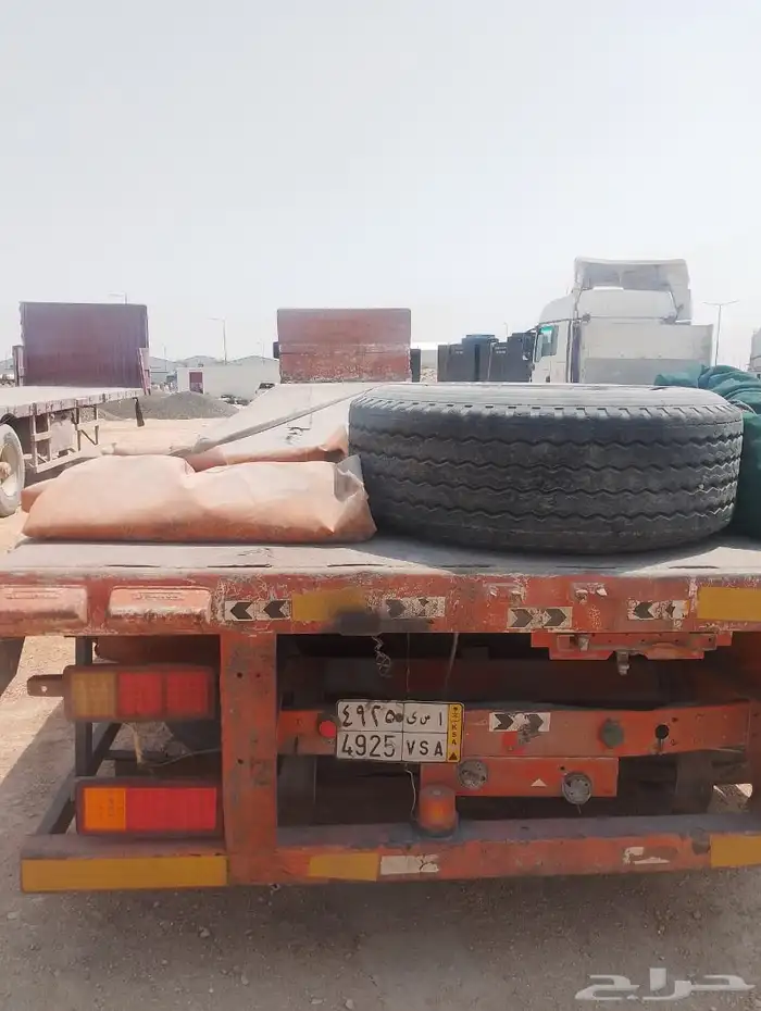 للبيع راس تريله شاحنة هيونداي 2008 سست امامي و خلف 4