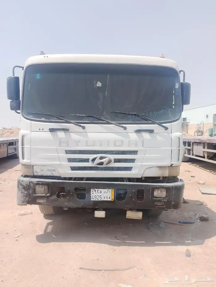 للبيع راس تريله شاحنة هيونداي 2008 سست امامي و خلف 1
