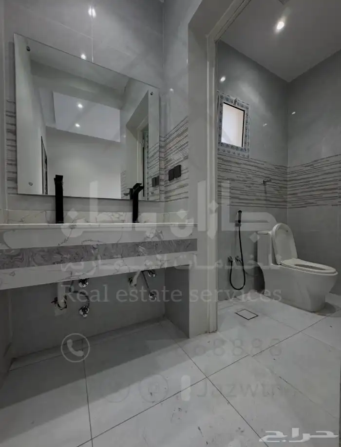 للبيع فيلا دوبلكس دورين وملحق في جنوب مدينة جيزان 2