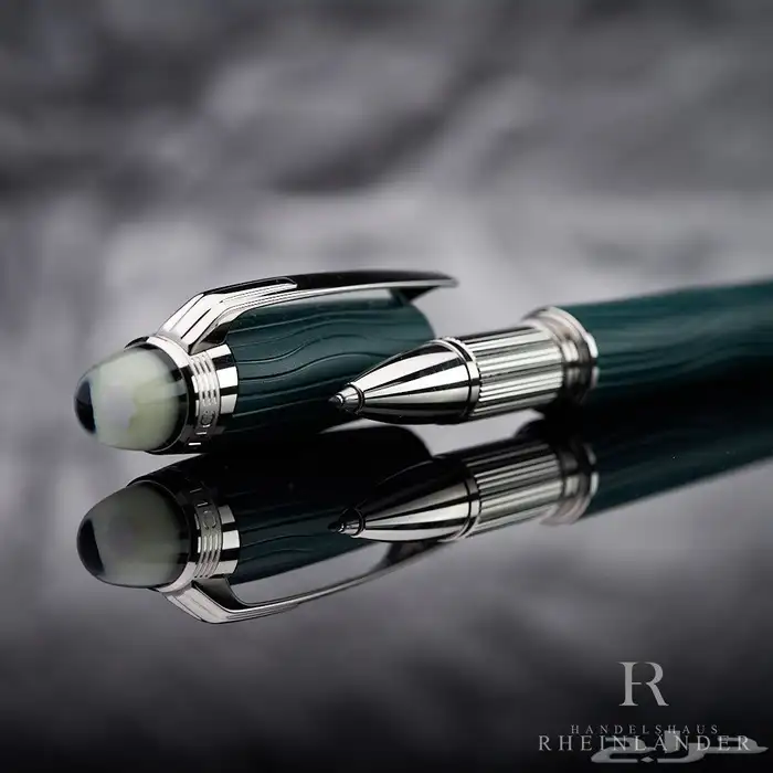 أقلام المشاهير والأثرياء 82