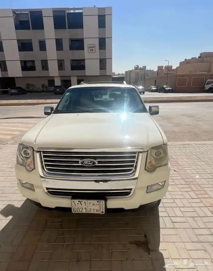 فورد اكسبلورر للبيع عائلي 0