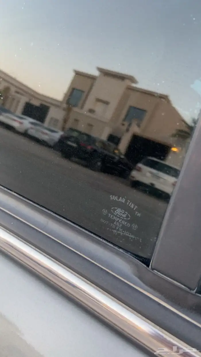 فورد فكتوريا 2000 14