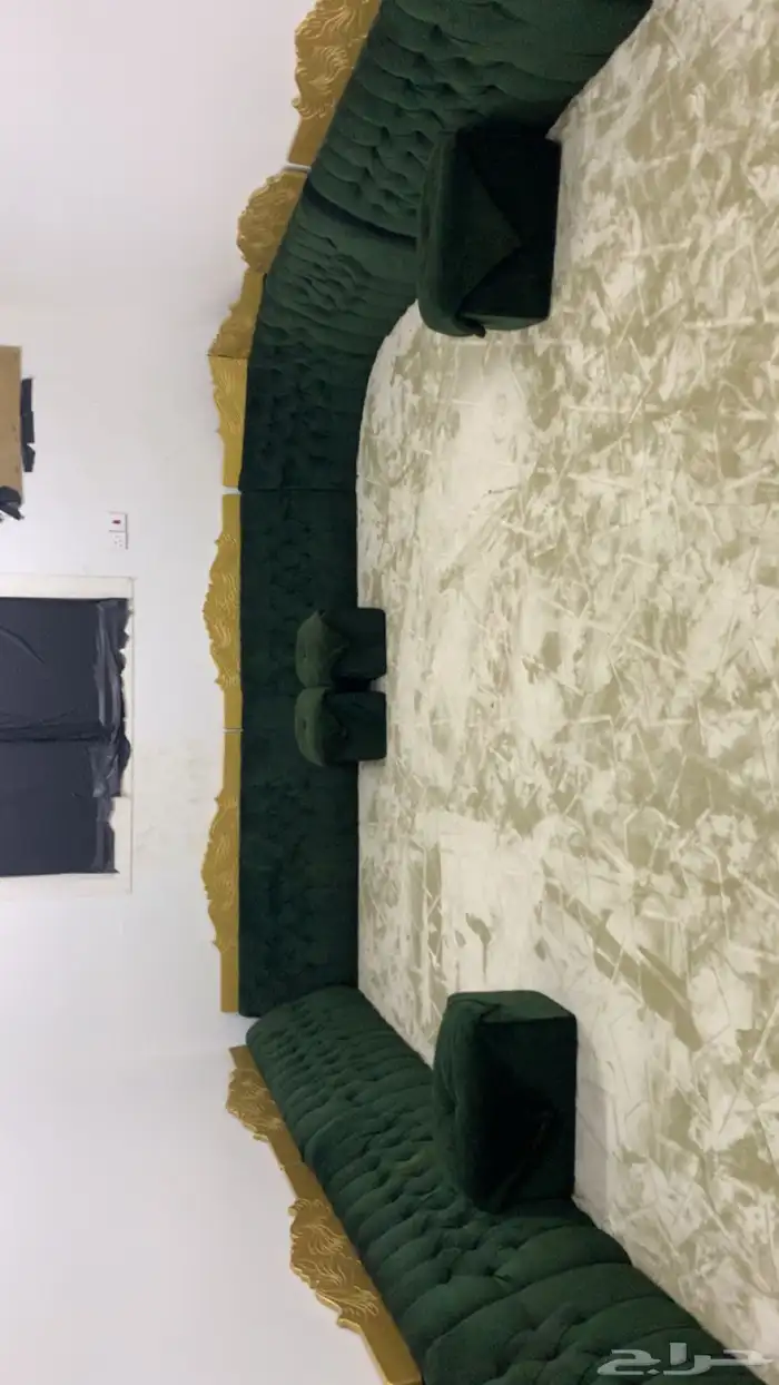 للبيع 9