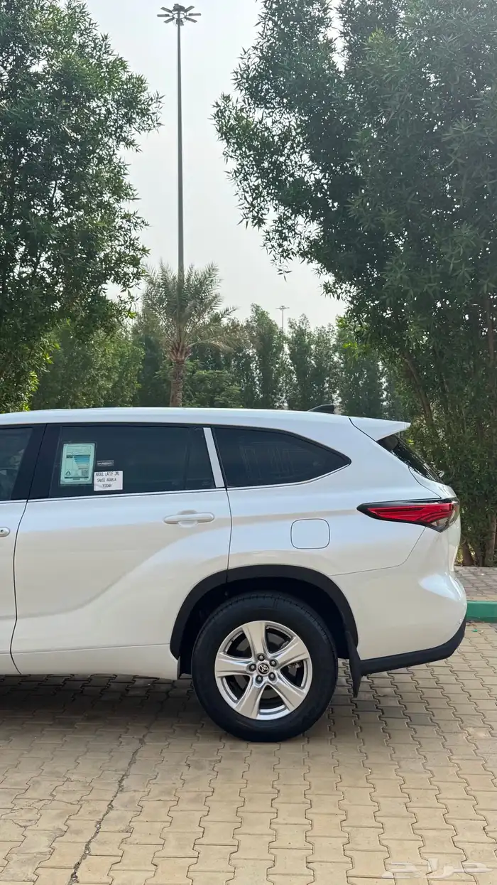 هايلاندر LE 2022 4