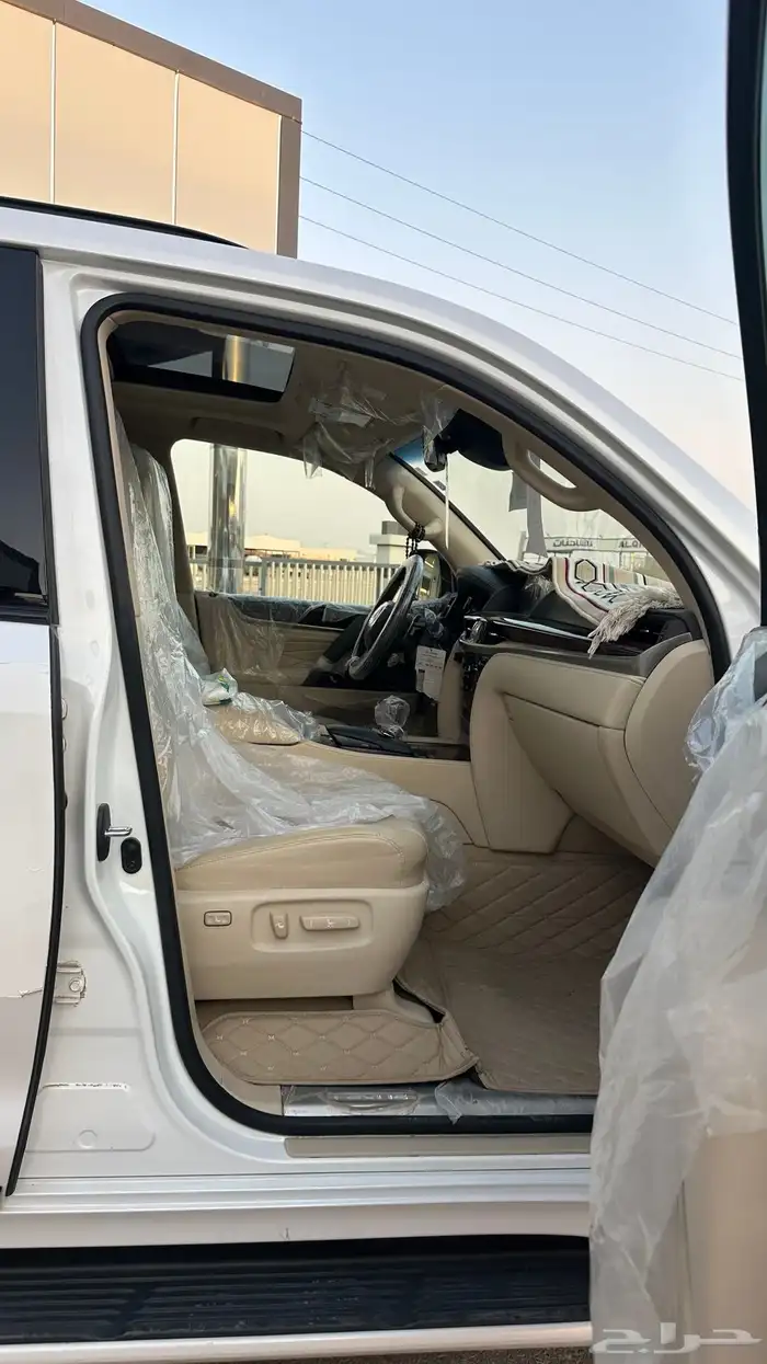 لكزس 2021 بلاك ادشن 17