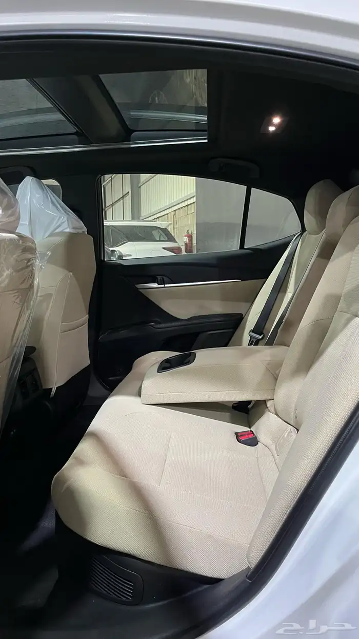 كامري LE هايبرد 6