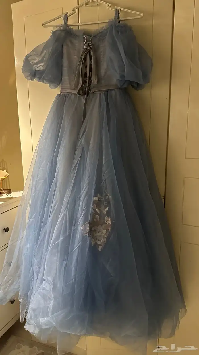 فساتين جديده استعمال قليل ونضيفه مافيها اي عيوب على السوم 7
