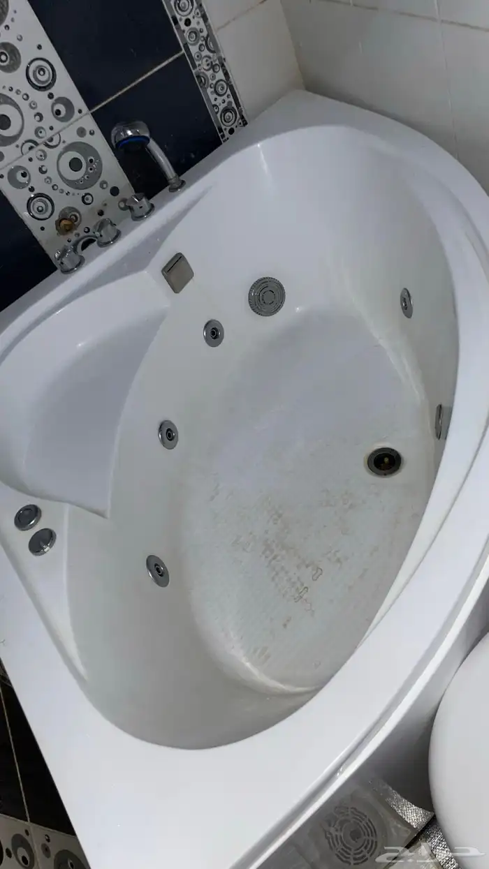 بانيو نضيففف مع دينمو كلها نصيفه على السومه 0