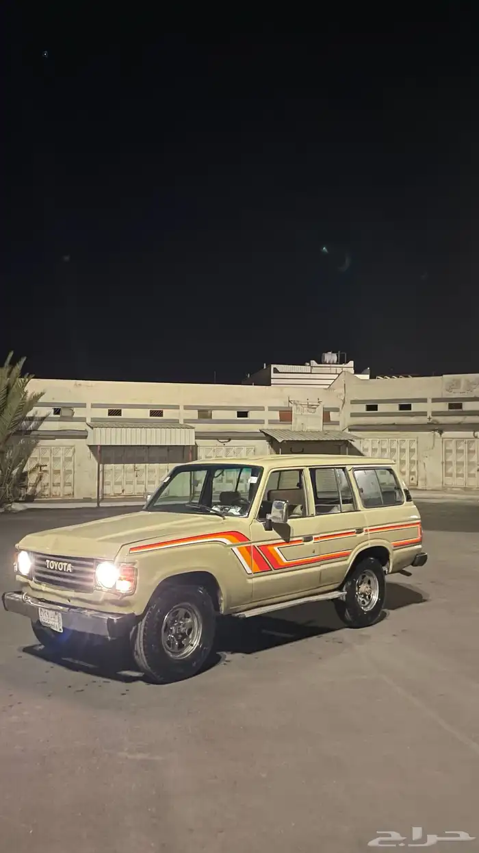 لاند كلوزر 86 مرشوش على نضافه على السوم 12