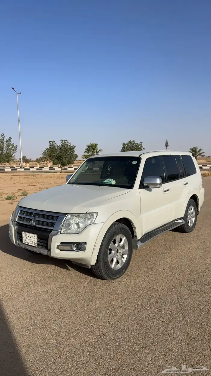 باجيرو للبيع 2016 مكينه وقير ودبلات كلها شرط 0