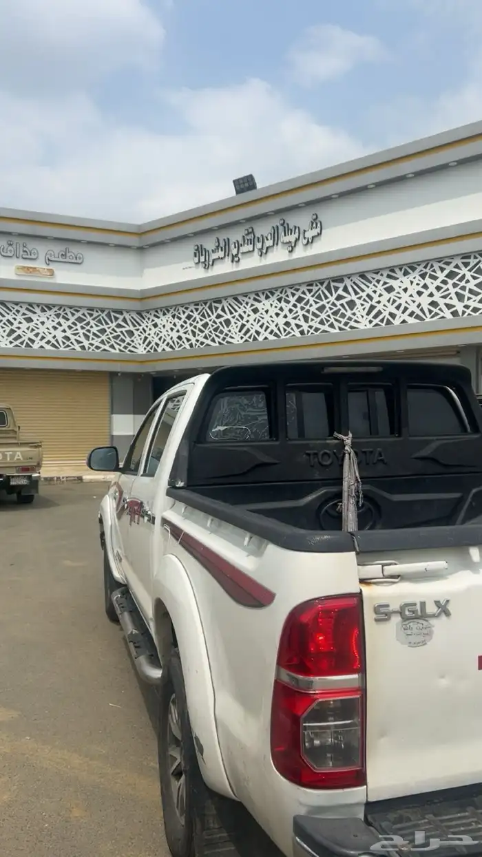 للبيع هايلكس غمارتين دبل 2014 1