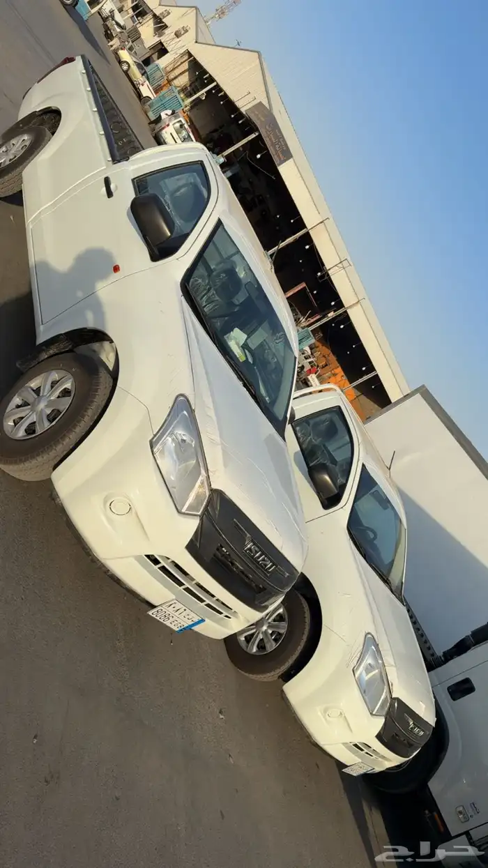 للإيجار ايسوزو ديماكس 0