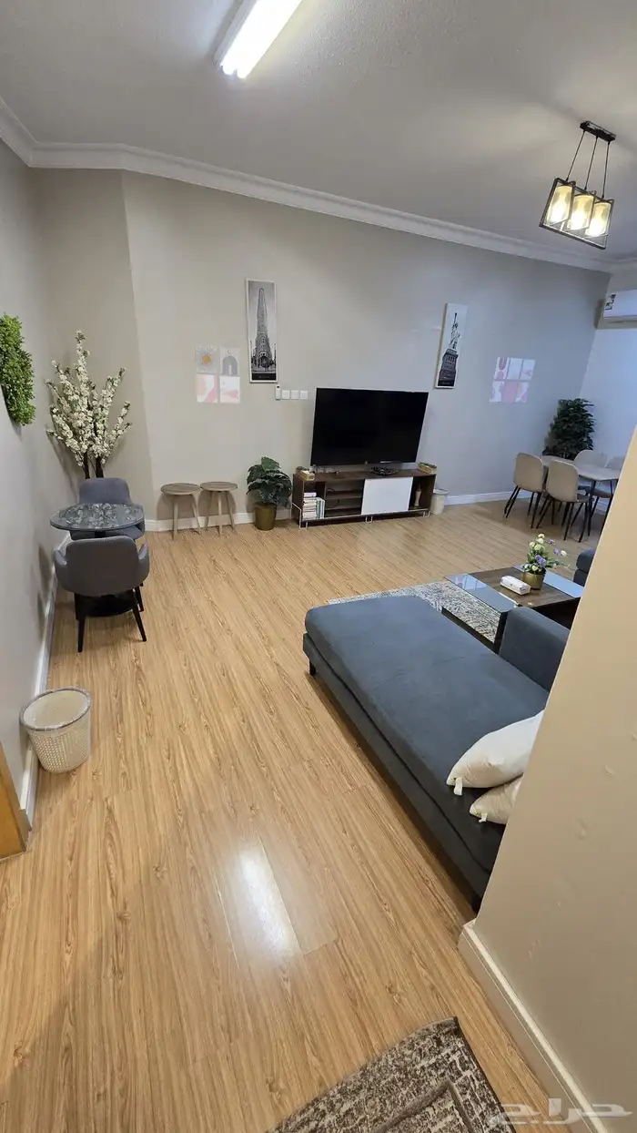 شقه فاخره بحي العارض للايجار الشهري دور ارضي 1