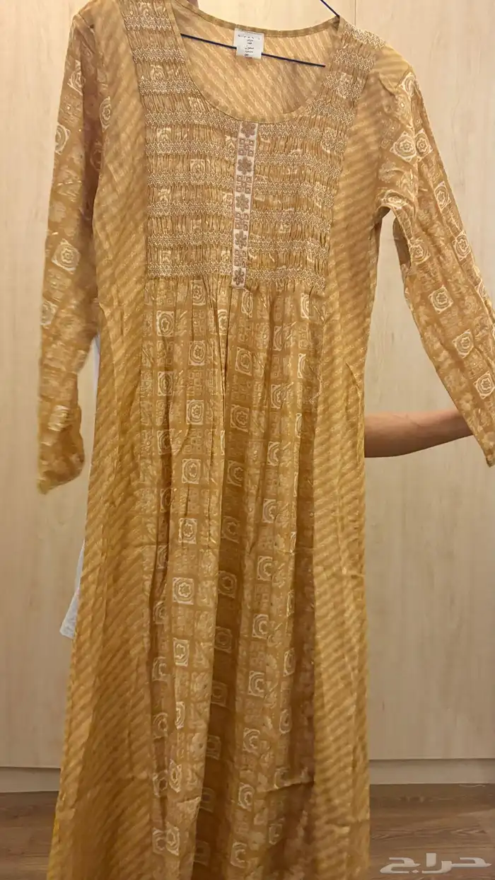 ثياب خفيفه بوال بارد حلو. وشنط صناعه سعوديه. جامعه رحلات. 2