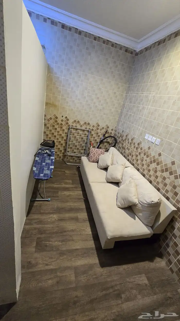 شقه فاخره بحي العارض للايجار الشهري دور ارضي 10