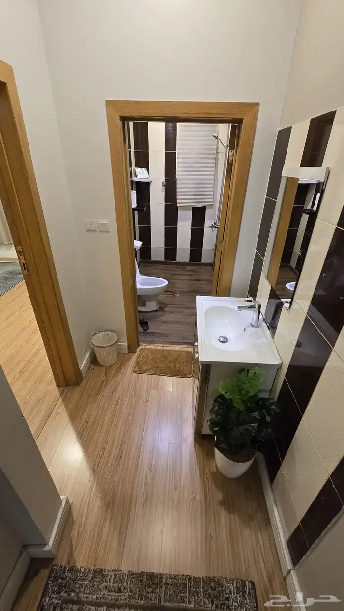 شقه فاخره بحي العارض للايجار الشهري دور ارضي 5