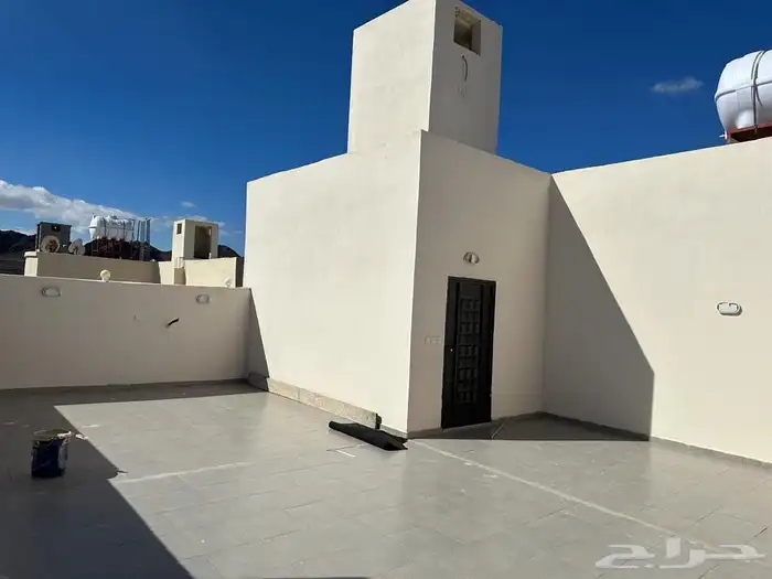 للبيع عماره دورين وملحق بناء شخصي 13